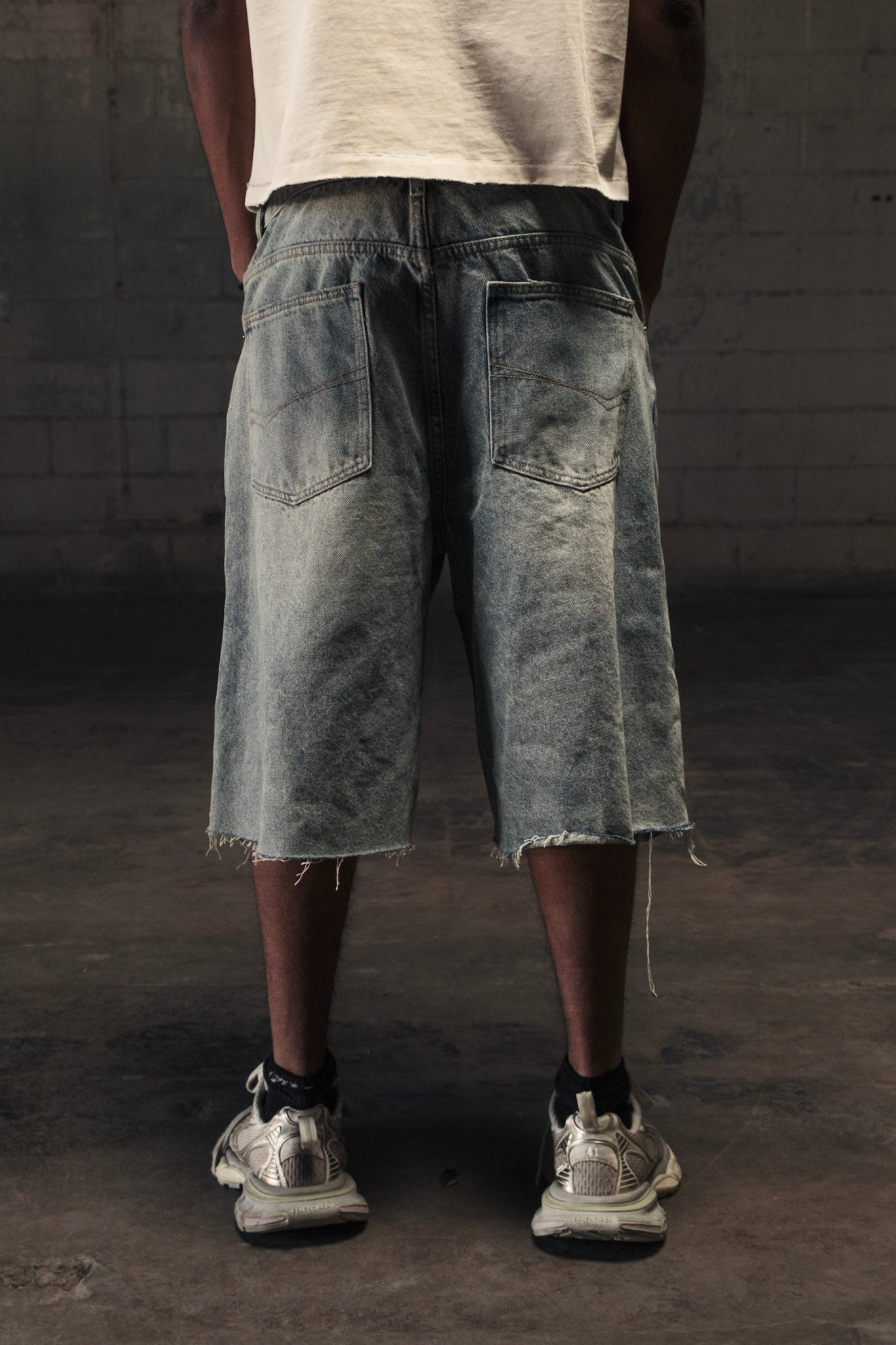 BLUEPRINT CUTOFF DENIM